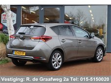 Toyota Auris - 1.8 Hybrid Executive Pack | Parkeersensoren | Stoelverwarming | Half leder