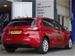 Peugeot 308 - 1.2 130PK 5-DRS STYLE | NAVI | PANORAMADAK | DEALER ONDERHOUDEN - 1 - Thumbnail