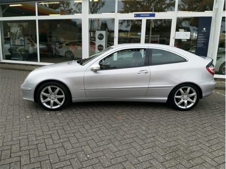 Mercedes-Benz C-klasse - 1.8 C180 KOMPR SPORTCOUPE AUT Sport - 1