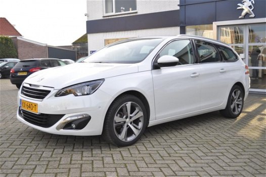 Peugeot 308 - 1.2 130pk Allure 17'' velgen - 1