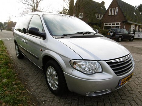 Chrysler Voyager - 2.4i SE Luxe 6 Persoons Trekhaak 1600kg Airco Cruise 1e eig - 1