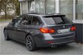 BMW 3-serie Touring - 320d High Exe Navi|Pano|Xenon|Cruis Grijs Metallic - 1 - Thumbnail