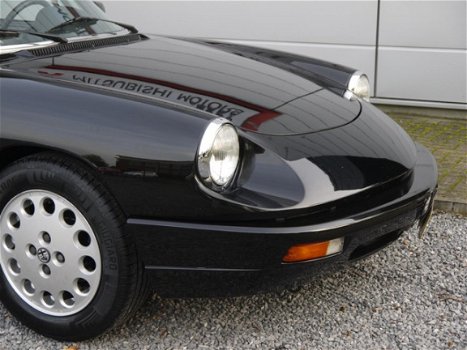 Alfa Romeo Spider - 2.0 - 1