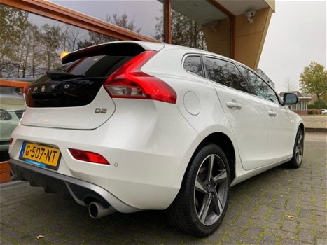 Volvo V40 - 2.0 D2 R-Design - 1