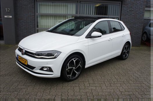 Volkswagen Polo - 1.0 TSI 115pk Highline Full_LED/Navi/Panorama/PDC/17