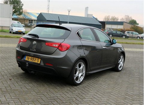 Alfa Romeo Giulietta - 1.4 T Distinctive prijs inclusief BTW - 1