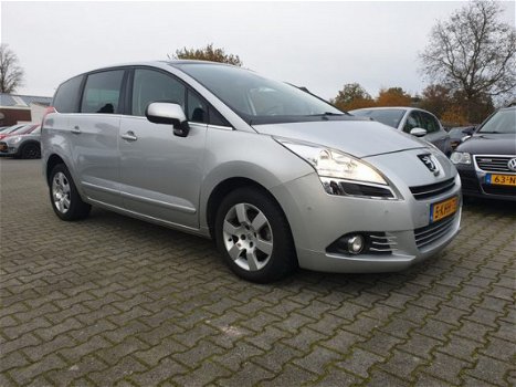 Peugeot 5008 - 1.6 e-HDi Blue Lease 5pers Aut. *PANO+NAVI+PDC+ECC+CRUISE - 1