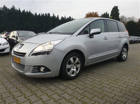 Peugeot 5008 - 1.6 e-HDi Blue Lease 5pers Aut. *PANO+NAVI+PDC+ECC+CRUISE - 1