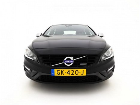 Volvo V60 - 1.6 D2 R-Design *1/2LEDER+NAVI+PDC+ECC+CRUISE - 1