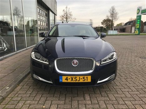 Jaguar XF - 2.2D leder navi xenon org ned - 1