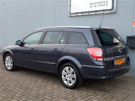 Opel Astra - 1.8i-16V Edition Navigatie/Leer/Automaat/16inch - 1