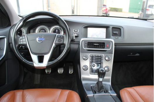 Volvo V60 - 1.6 T4 180pk Summum Leder Navi Xenon - 1