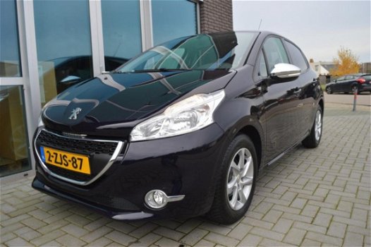 Peugeot 208 - NAVI. Cruise. 15 '' LMV. 5-drs ('15) - 1