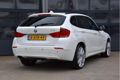 BMW X1 - SDrive18i Executive * AUTOMAAT * PANORAMA * NAVIGATIE * KETTING VERVANGEN - 1 - Thumbnail