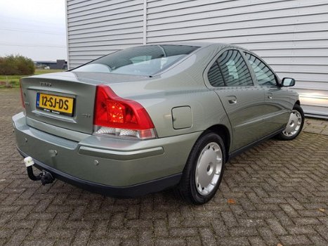 Volvo S60 - 2.0T Navi/Clima/Cruise/PDC - 1