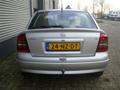 Opel Astra - 1.6-16V Njoy 5 Deurs Airco Cruise Bj 2004 - 1
