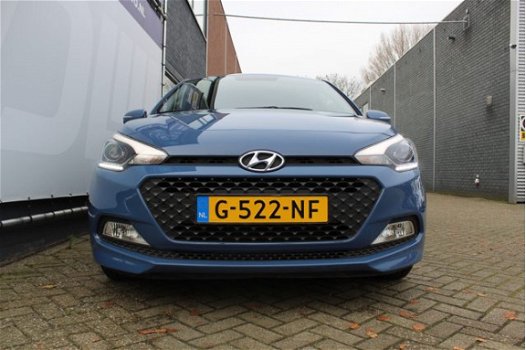 Hyundai i20 - 1.2 HP i-Motion Cruise, airco, parkeersens. achter, LED dagrijverlichting - 1