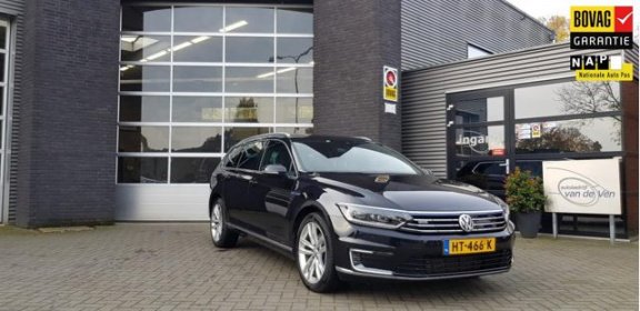 Volkswagen Passat Variant - 1.4 TSI GTE Highline ex btw, panoramadak, acc, 7% bijtelling tot 01-2021 - 1