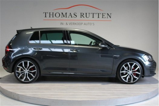 Volkswagen Golf - 2.0 TDI GTD 2015/ NAP/ Navi/ Leder/ Xenon-Led/ Keyless go/ Stuur bed/ Clima/ Cruis - 1