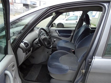 Citroën Xsara Picasso - 1.8i-16V Différence 2 AIRCO LPG-G3 APK T/M 13-6-2020 - 1