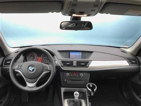 BMW X1 - SDrive20i Panoramadak/Navigatie/NAP - 1