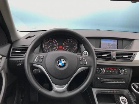 BMW X1 - SDrive20i Panoramadak/Navigatie/NAP - 1