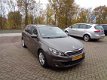 Peugeot 308 SW - 1.6 BlueHDI Blue Lease Executive TREKHAAK NAVIGATIE - 1 - Thumbnail