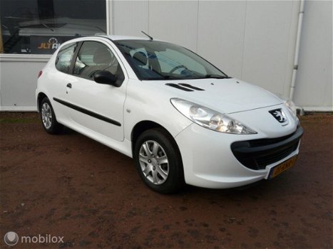 Peugeot 206 - 1.1 XR 3-Drs Airco zeer nette auto - 1