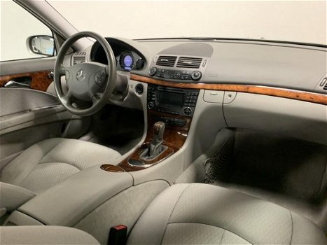 Mercedes-Benz E-klasse - 200 K. Elegance - 1
