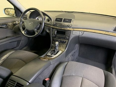 Mercedes-Benz E-klasse Combi - 200 K. Avantgarde Select - 1