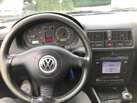 Volkswagen Golf - TDI 96 KW Rode D I 6 bak 130PK - 1