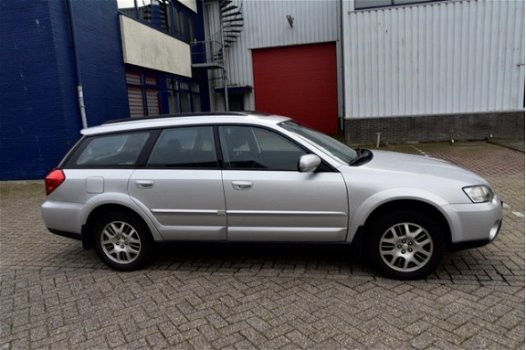 Subaru Outback - 2.5i automaat/ airco/panoramadak - 1