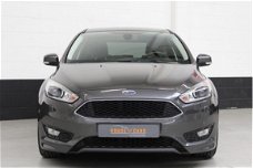 Ford Focus - 1.5 182pk ST-line Ext. Automaat |bi-xenon|navigatie|half lederen bekleding|elektrische