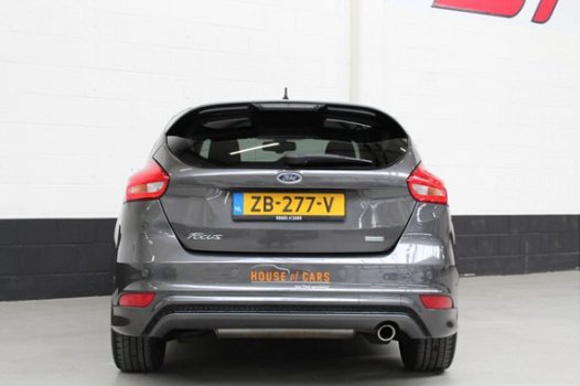 Ford Focus - 1.5 182pk ST-line Ext. Automaat |bi-xenon|navigatie|half lederen bekleding|elektrische - 1