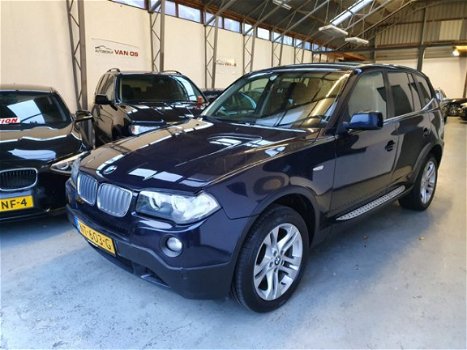 BMW X3 - 3.0si LEDEREN BEKLEDING/ NAVIGATIE/ TREKHAAK/ APK - 1