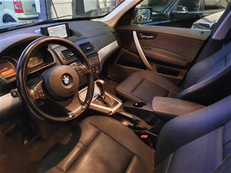 BMW X3 - 3.0si LEDEREN BEKLEDING/ NAVIGATIE/ TREKHAAK/ APK - 1