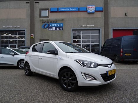 Hyundai i20 - |NL-auto |Airco |Cruise | Led dagrij. |Centr. vergr. |Rijklaarprijs - 1