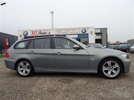 BMW 3-serie Touring - 320i - 1