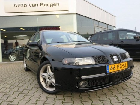 Seat Leon - 2.8 V6 Cupra 4 , 204 pk, in zeer nette originele staat - 1