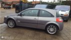 Renault Mégane - 1.6-16V Privilège SPORTUITVOERING, airco/sportvelgen, cruise control, apk, zeer net - 1 - Thumbnail