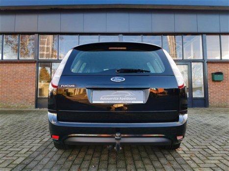 Ford Focus Wagon - 1.6 Titanium Airco , Cruise c, Stuurbediening, LMV - 1