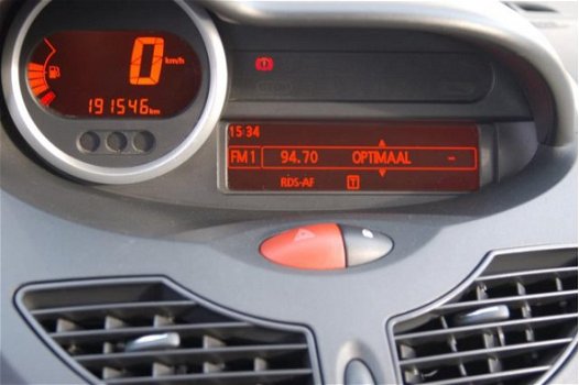 Renault Twingo - 1.2 16V Dynamique AIRCO / Cruise controle - 1