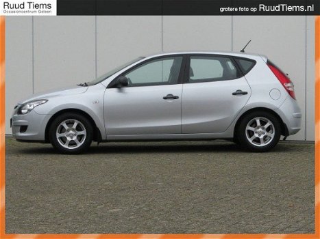 Hyundai i30 - 5 deurs 1.4i Blue Dynamic - 1