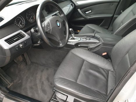 BMW 5-serie - 525d aut xenon leer facelift PDC schuifdak sedan - 1