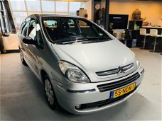 Citroën Xsara Picasso - 2.0i 16V Attraction