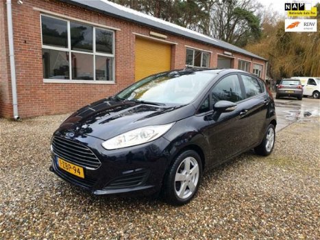 Ford Fiesta - 1.0 Style 5deurs AIRCO/Navigatie - 1