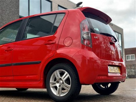 Daihatsu Sirion 2 - 1.3-16V Sport Automaat Airco Rijklaar NAP - 1