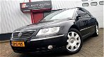 Volkswagen Phaeton - 4.2 V8 335PK Highline *APK dec 2020*NAP - 1 - Thumbnail