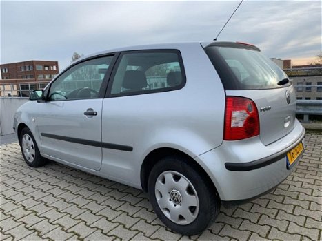 Volkswagen Polo - 1.4-16V | Automaat - 1