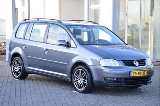 Volkswagen Touran - 1.6 - 16V FSI 2004 Airco - 1